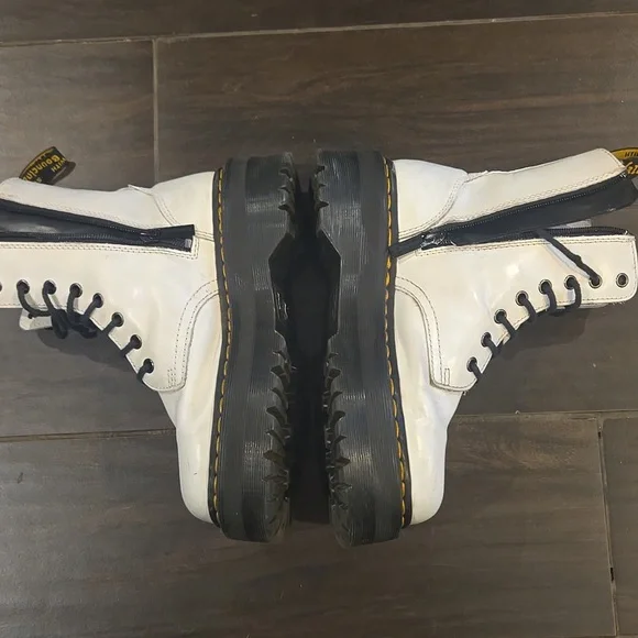 Dr. Martens White JADON Zplatform Boot Sz US 7L - Picture 3 of 13